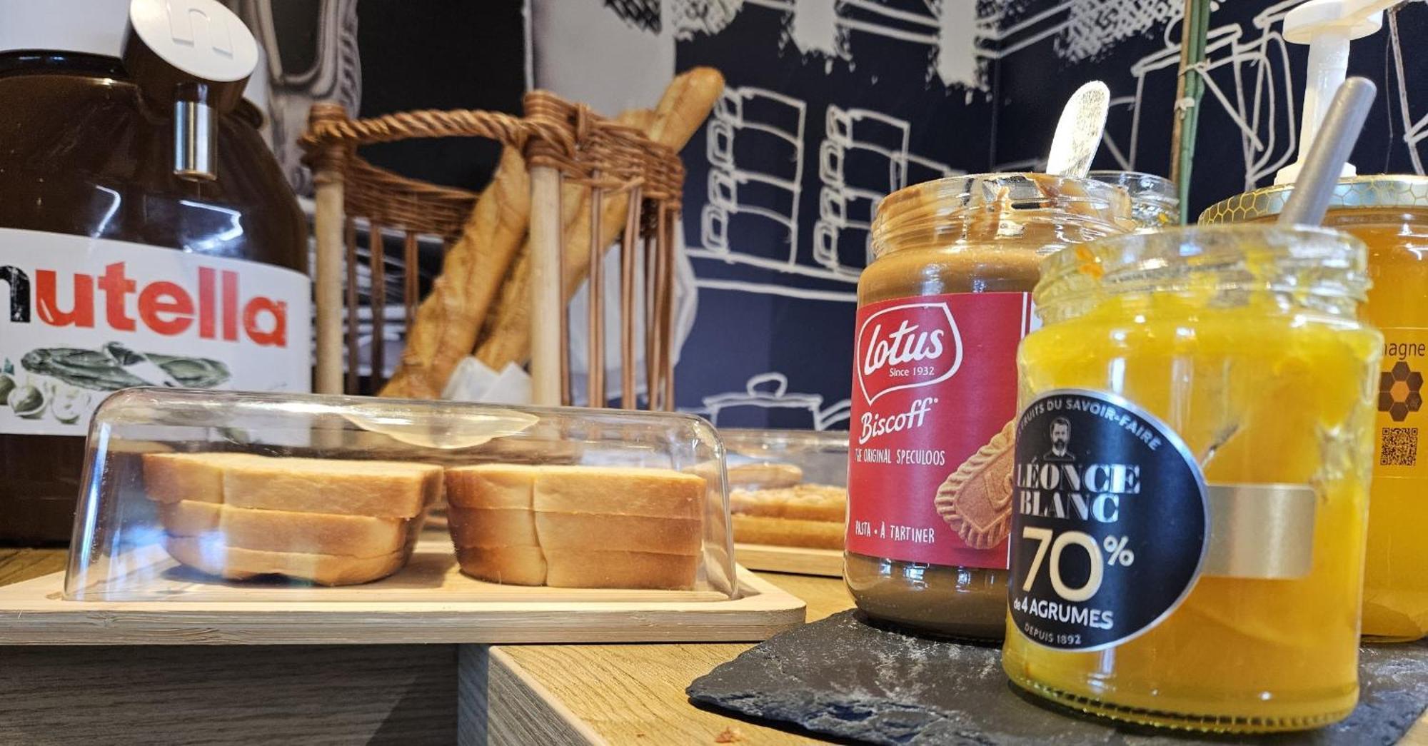 Ibis Budget Clermont Ferrand Sud Aubière Exteriör bild