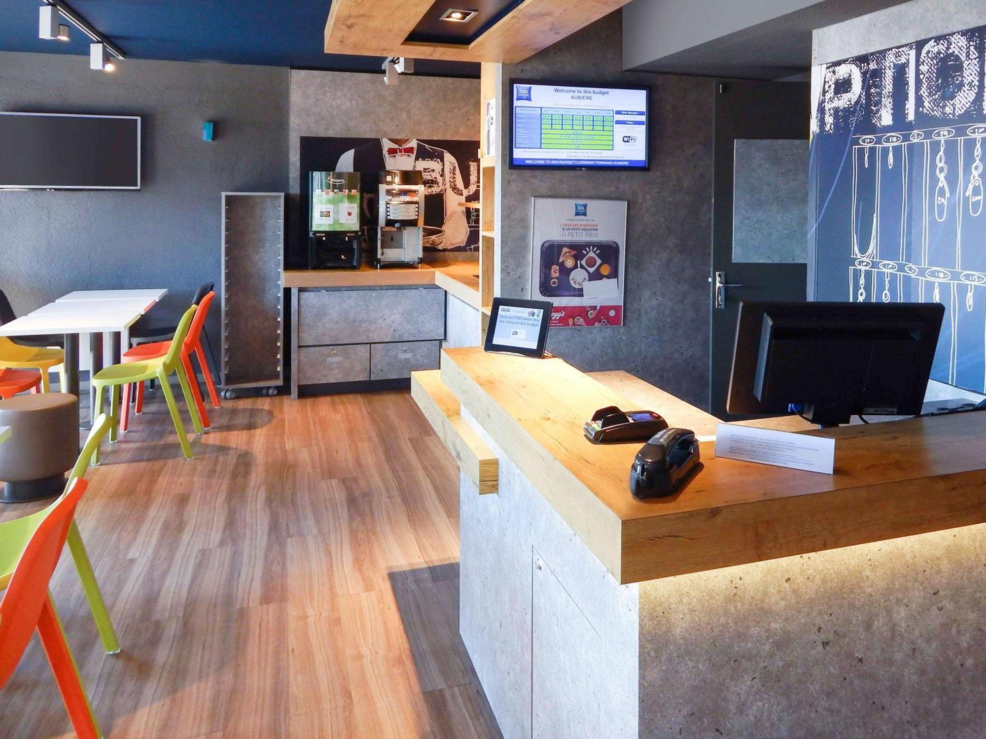Ibis Budget Clermont Ferrand Sud Aubière Exteriör bild