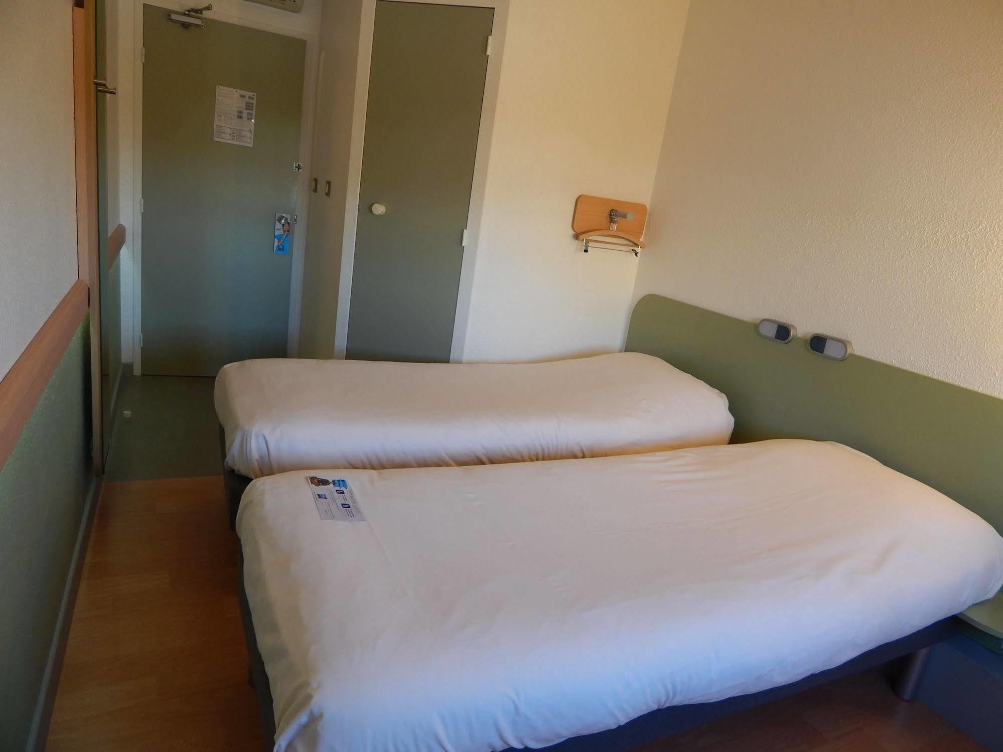 Ibis Budget Clermont Ferrand Sud Aubière Exteriör bild