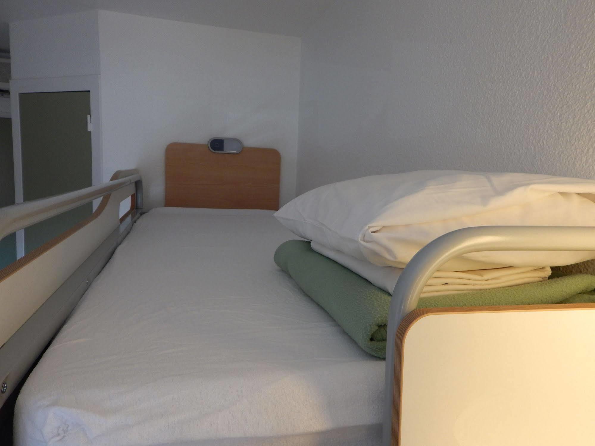 Ibis Budget Clermont Ferrand Sud Aubière Exteriör bild